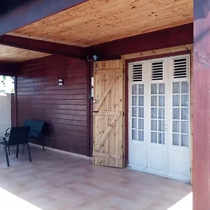 Wooden Kaz, Meublé De Tourisme 2 étoiles Le Moule